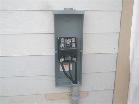 200 amp electrical disconnect installation